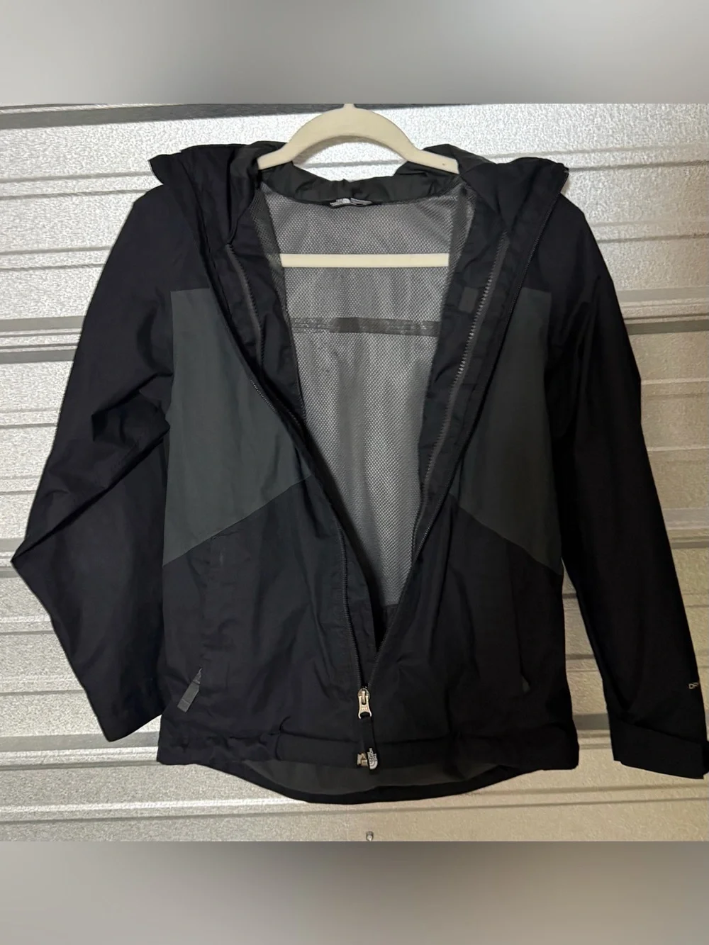 North Face kids jacket boys M 10/12